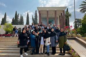 همایش پیاده روی به مناسب بزرگداشت هفته سلامت در آرمگاه سعدی